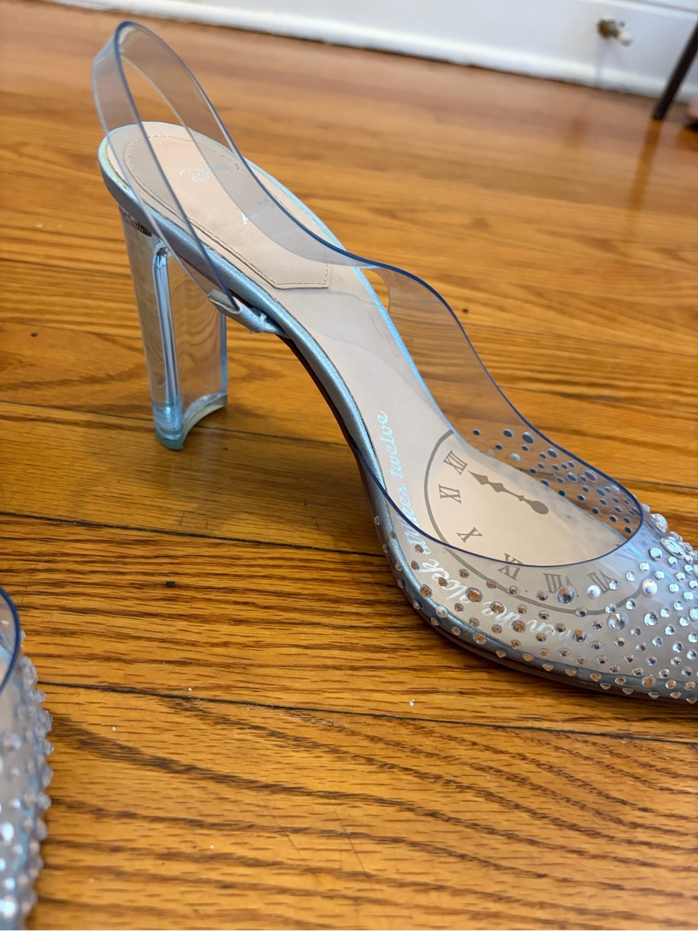 Disney x Aldo Strike Twelve Pumps - Picture 3 of 3